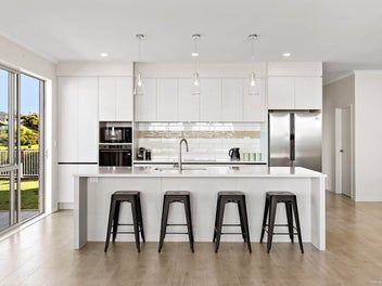 Panoramic Reserve Views + 984m2 Section