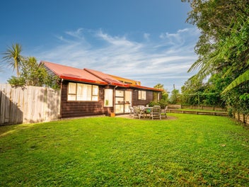 A HOME TO MAKE YOUR OWN! | BEO $925,000