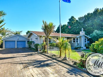 Charming Do - Up with 961sqm of Opportunity!