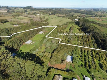 9.6Ha Lifestyle + Free Range Egg business Income