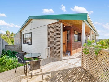Classic Kiwi Charm! Affordable Entry to St Heliers
