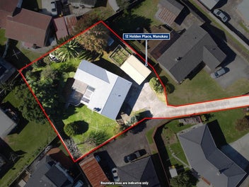 Solid Brick Home on large 1062m² in Prime Location