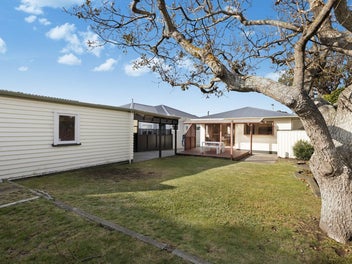 A Seatoun Opportunity Not to Miss