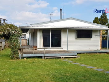 Image 1 of 18