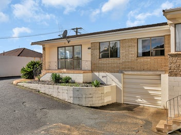 Final Notice - Auction ! Investors / retirees