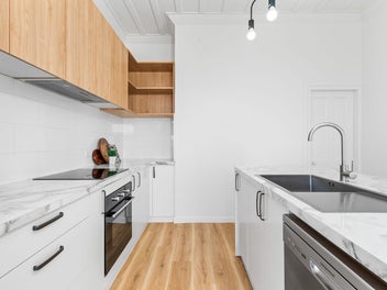 A First-Home Favourite in the Heart of Caversham