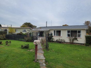 Image 1 of 6