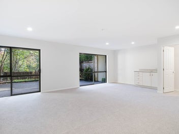 URGENT SALE: Motivated owners want property sold!