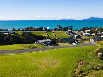 Where Golden Mornings Meet Sea Breezes