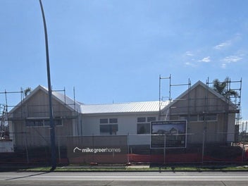 Invest in a Mike Greer Show Home - Find out more.