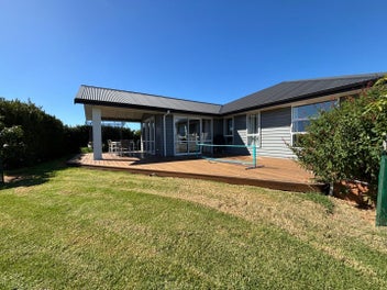 Image 1 of 32