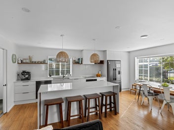 Beachside charm in a highly sought after street