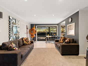 Fee Simple, Spacious, Stylish in Prime Location