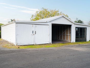 Deceased Estate In Prime Karapiro Spot