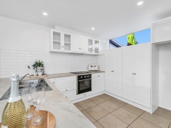 Modern Comfort Meets Prime Location!
