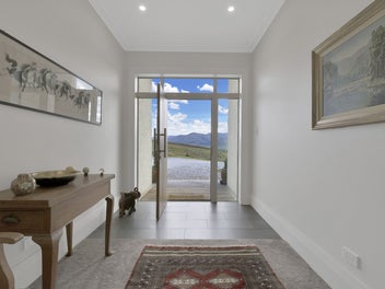 25ha Farmlet with Arena, Villa & Magical Views