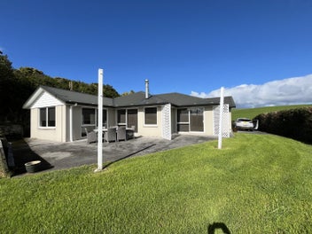 Image 1 of 32