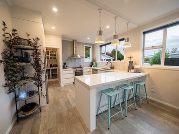 Room for Everyone in this Windsor Stunner!