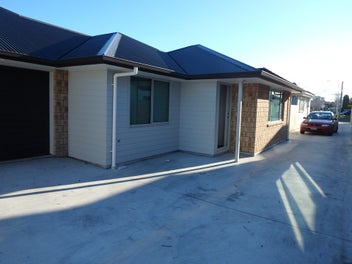 Image 1 of 21