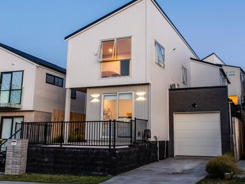 Modern Family Home with Granny Potential