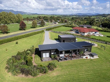 Contemporary country living...