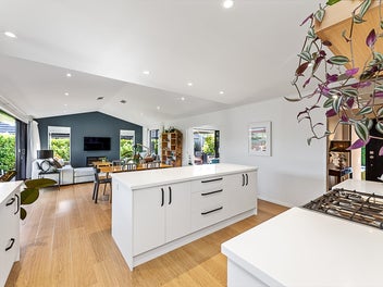Luxury Home, Unbeatable Location