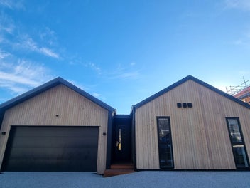 Image 1 of 5