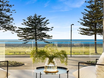 Waterfront Living, Elevated