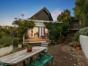 The Perfect Home to Steele Your Heart