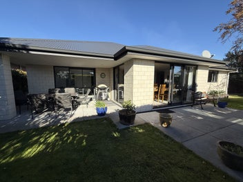 Image 1 of 20