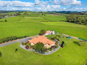 Lifestyle Living - Close to Town