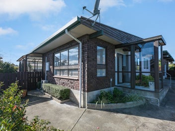 Super Tidy and Move-In Ready!