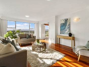 Home & Income in Sought-After Neighborhood!