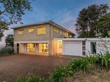Solid and Spacious – Vendor Wants It SOLD!