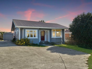 Fully Renovated Gem in Prime Blockhouse Bay!