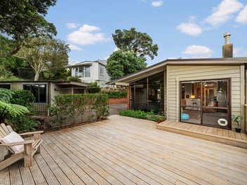 1950's Mid-Century 3 Bedroom Home