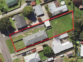 3 Bed + 2 Bed + Development Potential