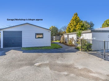 Renovated & Double Glazed - Huge Garage/Workshop