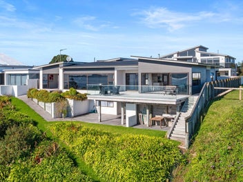 Estate sale with exceptional views!