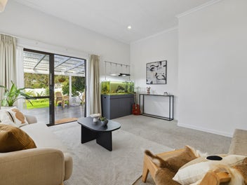 Versatile Family Living in Prime Ellerslie