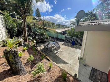 Image 1 of 10