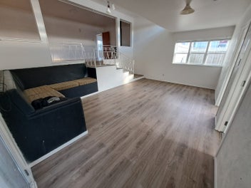 Image 1 of 20