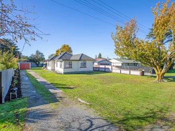 Image 1 of 20