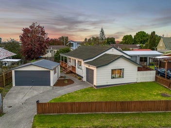 Three Garages. One Easy Choice.
