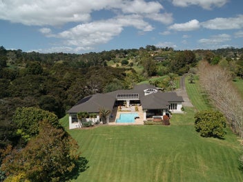 Waterfront and Lifestyle perfectly combined !