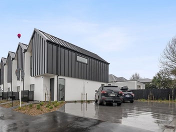 Smart, Stylish & Exceptionally Located