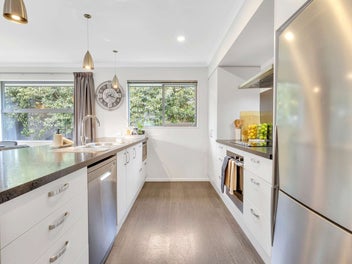 The Complete Family Package. Move in Ready!