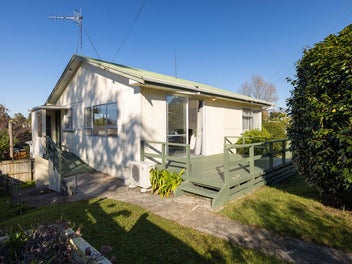 Image 1 of 18