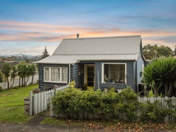 Charming Miners Cottage with Room to Grow
