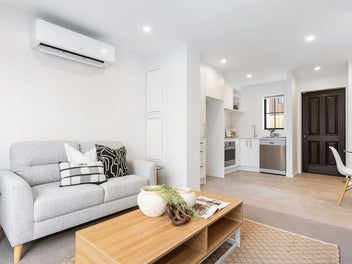 Convenient Central City Lifestyle-Move in Now